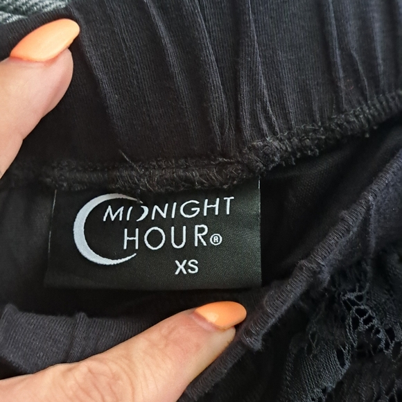 🌸 XS Midnight Hour Goth Wear lace Skirt CS - Picture 6 of 6